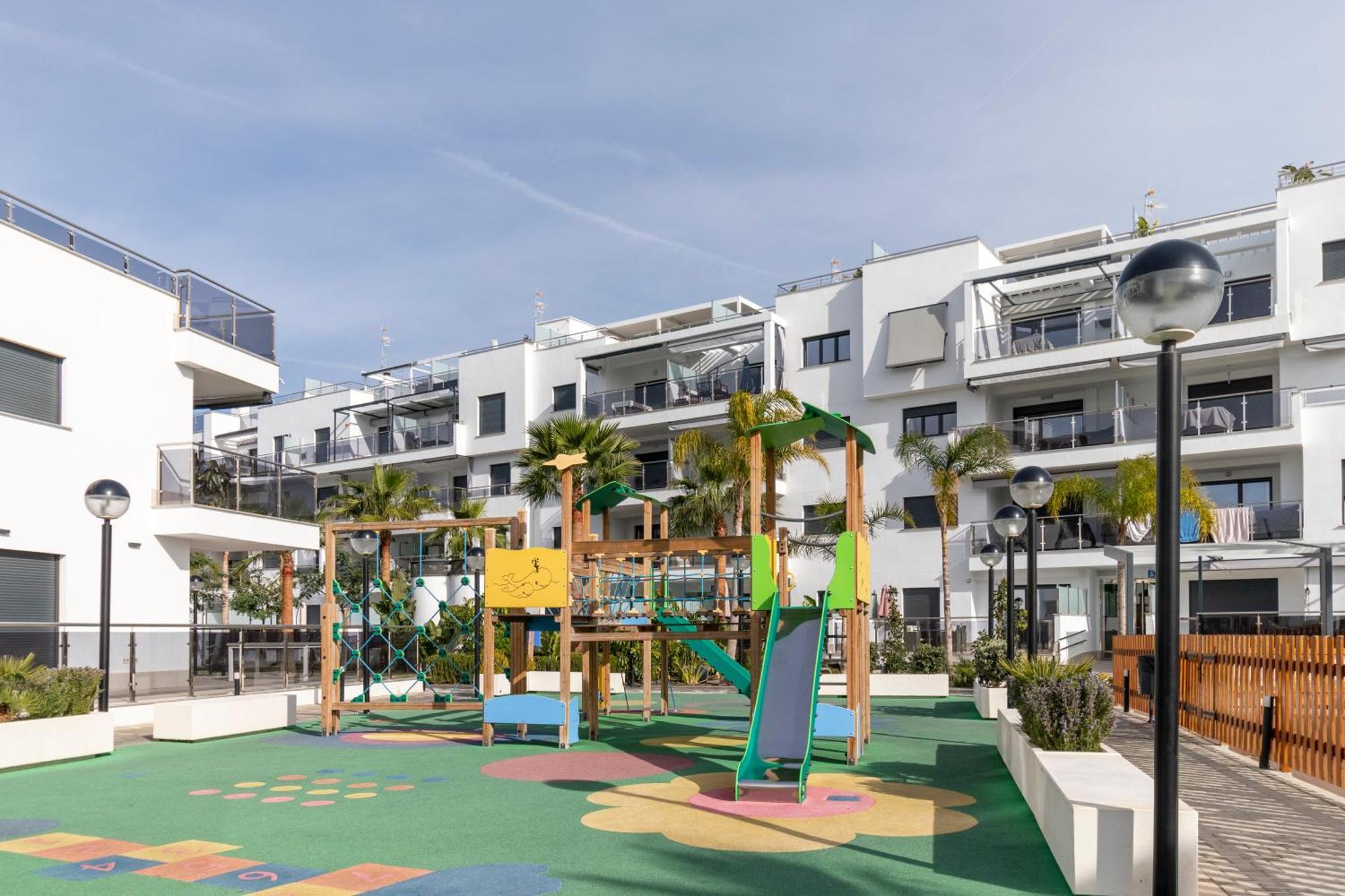 Rentitspain Apartamento En Aguacate A Minutos Del Golf Motril Ngoại thất bức ảnh